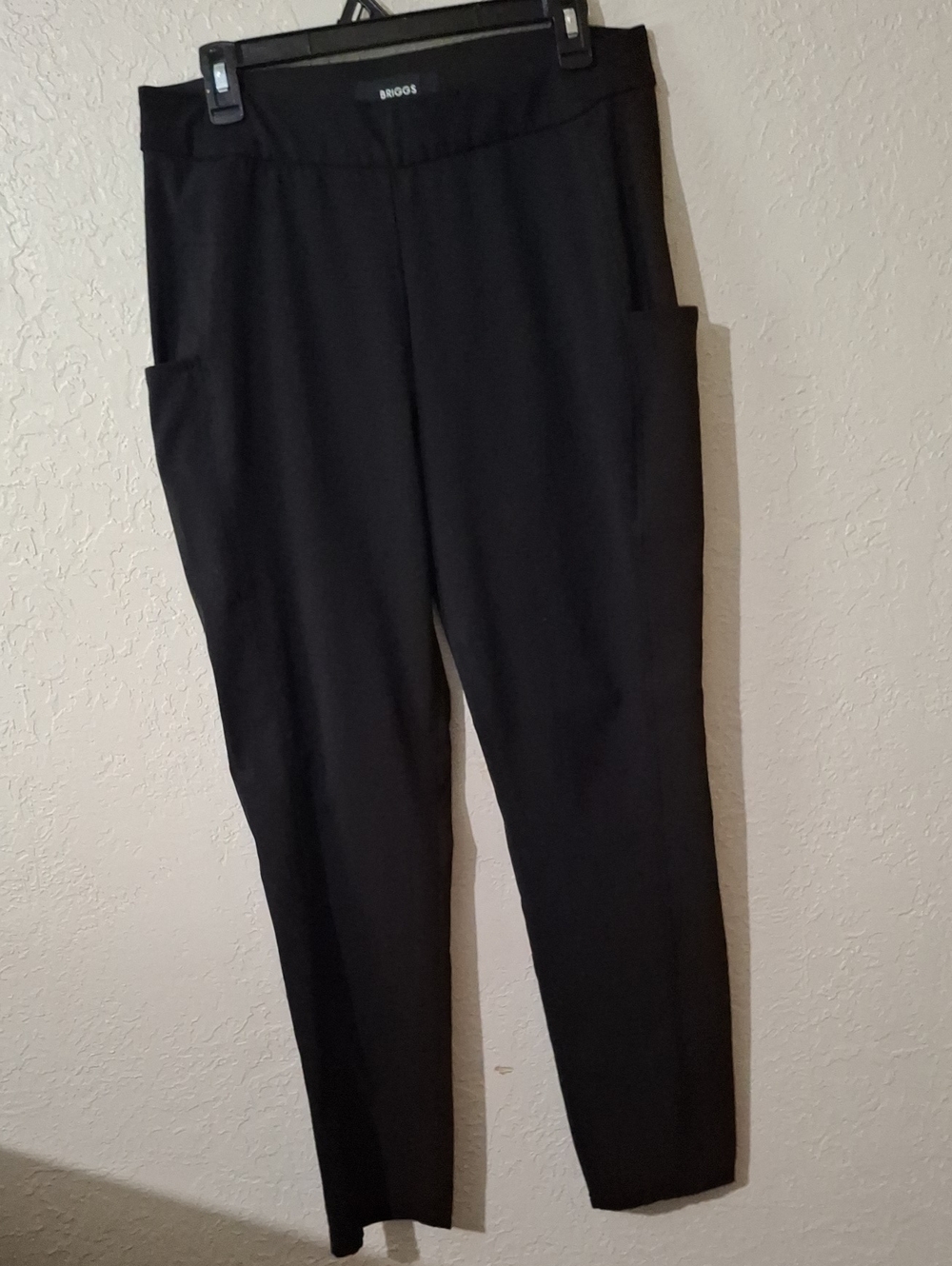 Briggs Black Skinny Pull-On Pants with Side Pockets